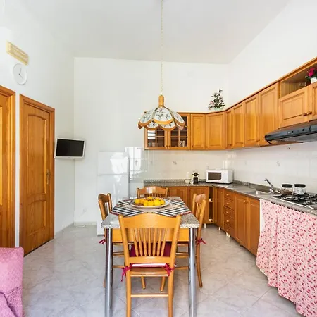 Holiday home Paco House
